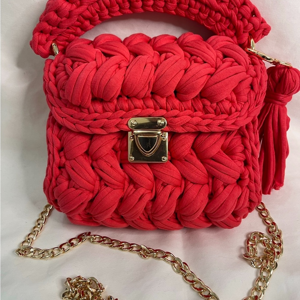 Handmade tshirt yarn handbag